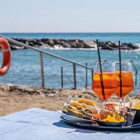 Bellevue Et Mediterranee 호텔 디아노마리나