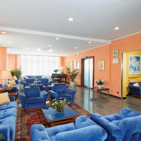 호텔 Bellevue Et Mediterranee 4*