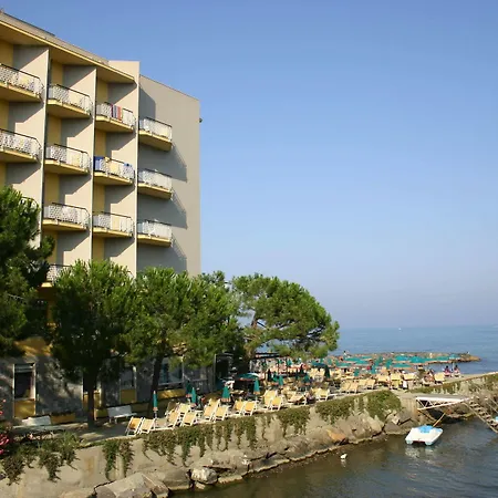 Bellevue Et Mediterranee 디아노마리나