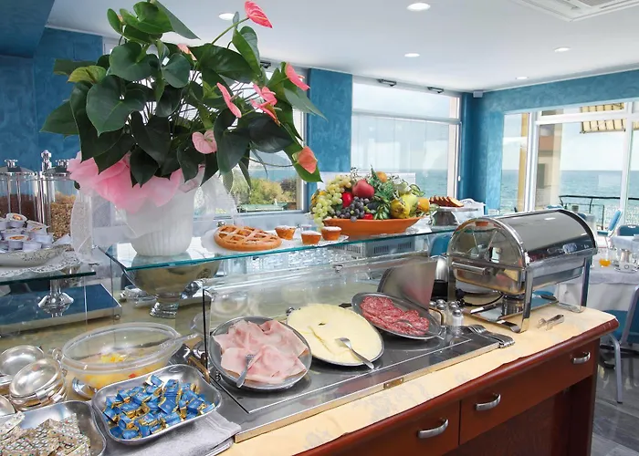 Bellevue Et Mediterranee Hotel Diano Marina