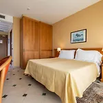 Bellevue Et Mediterranée 4*