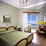 Hotel Bellevue Et Mediterranée 4*