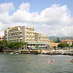 Hotel Bellevue Et Mediterranée 4*