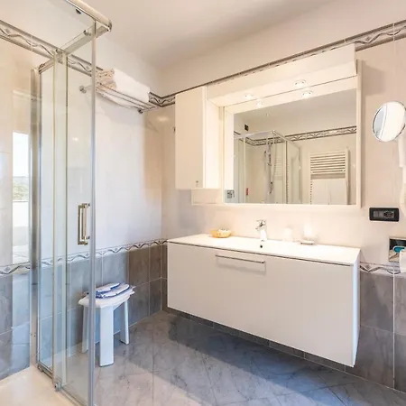 Bellevue Et Mediterranée Hotel