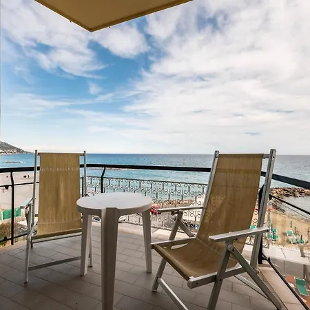 Bellevue Et Mediterranee Szálloda
