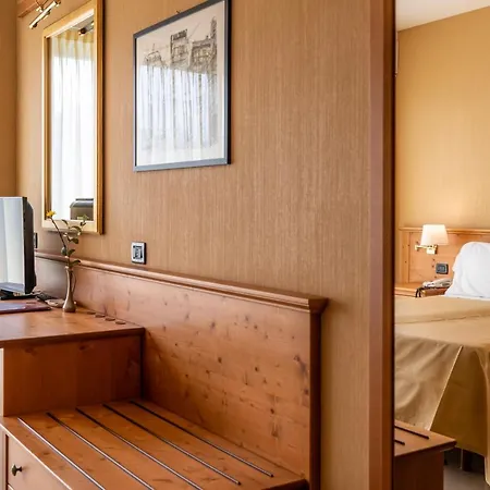 Bellevue Et Mediterranée Hotel 4*