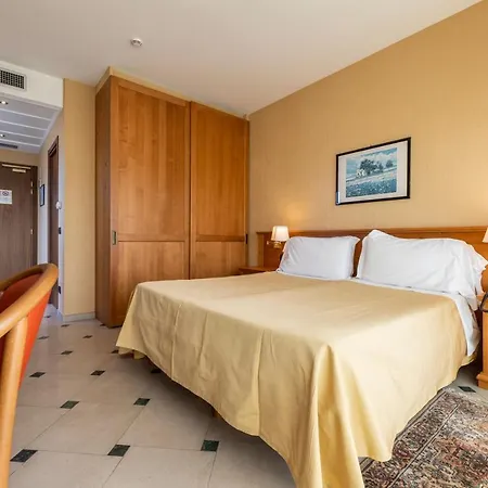 Bellevue Et Mediterranée 4*