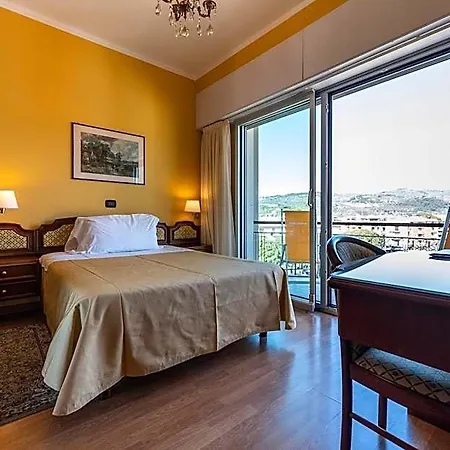 Hotel Bellevue Et Mediterranée