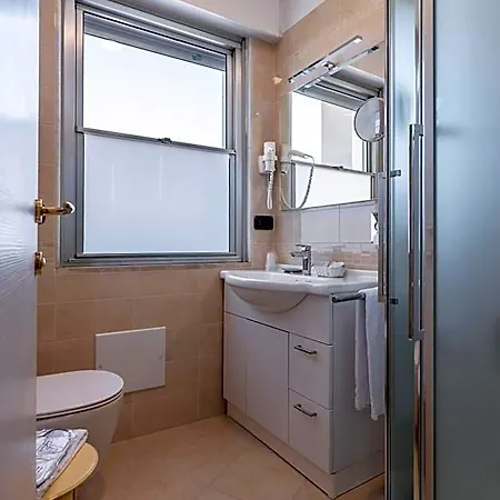 Bellevue Et Mediterranée Hotel 4*