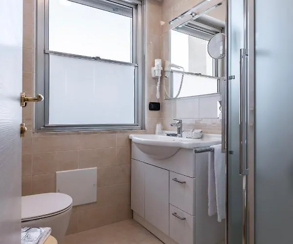 Bellevue Et Mediterranee Ντιάνο Μαρίνα